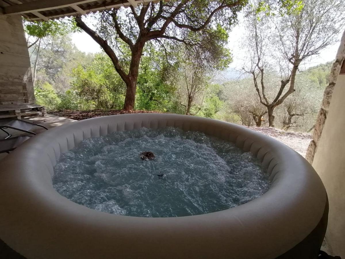 Sejour En Pleine Nature, Vue Imprenable, Jacuzzi Contes  Екстериор снимка